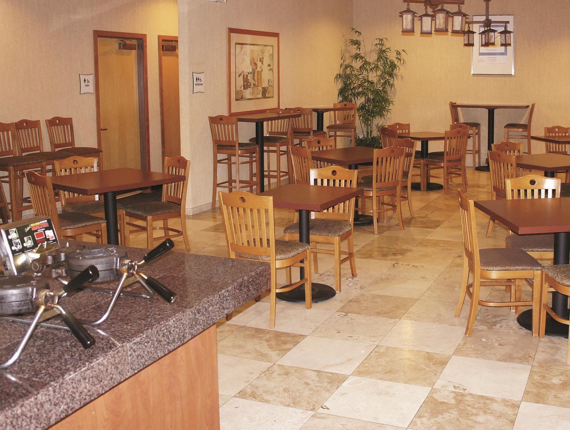 La Quinta By Wyndham Vancouver Luaran gambar