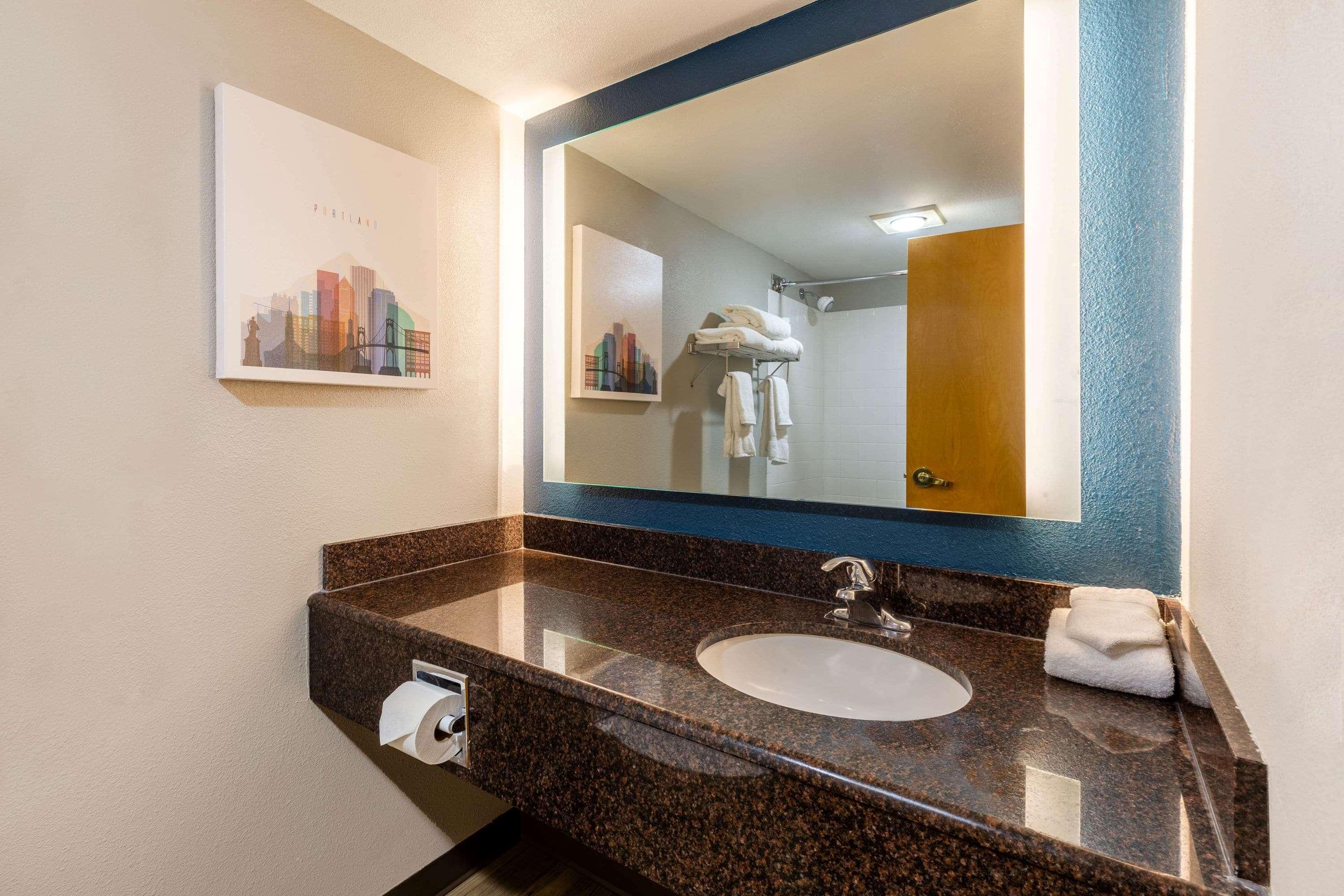 La Quinta By Wyndham Vancouver Luaran gambar